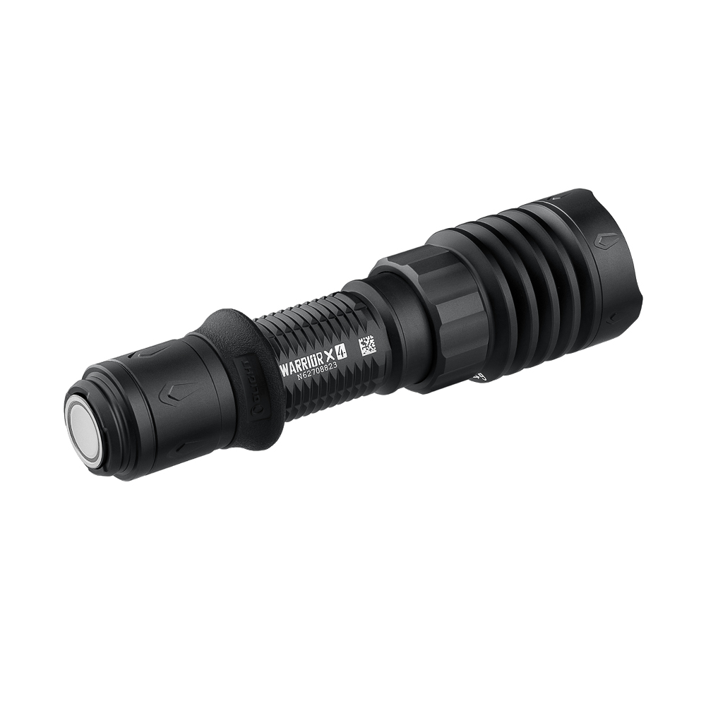 OLight Warrior X 4 Professioneller Taktischer LED-Fernstrahler
